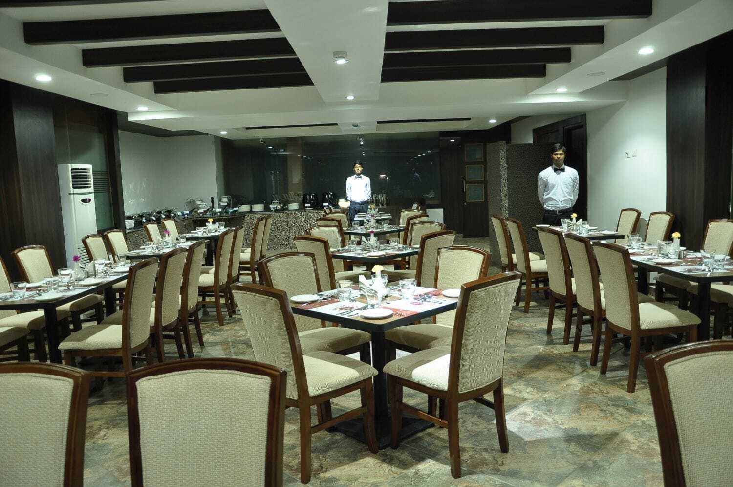 Grand Clarks Inn Badami Exterior foto